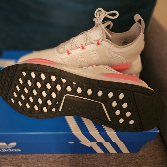 Adidas NMD_V3 Sneakers - Picture 7 of 7